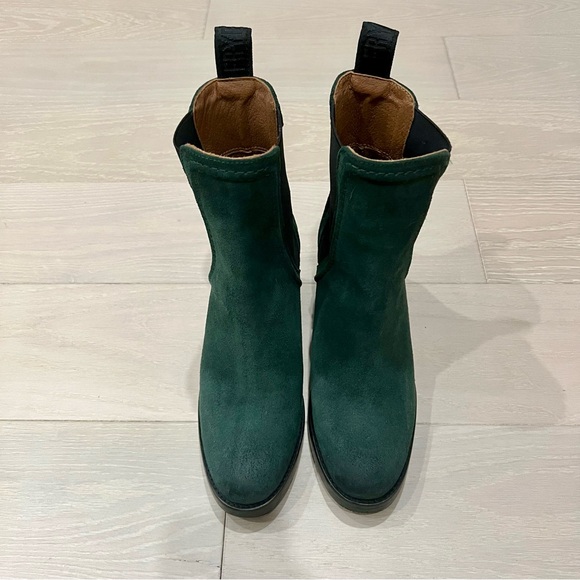 Frye Jean Chelsea Boots - Picture 3 of 14